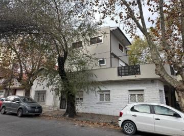Casa · 150m² · 4 Ambientes · PH de 4 Ambientes en Venta - Salta 2100 | Amplios Espacios en Una Ubicacion Estrategica