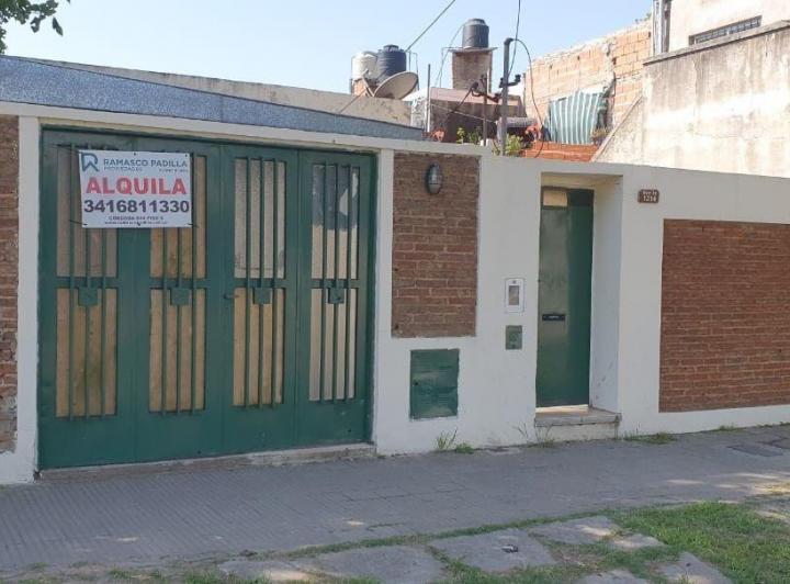 Casa · 1m² · 4 Ambientes · 1 Cochera
