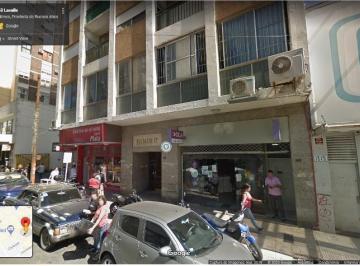 Local comercial · 870m² · 3 Ambientes · Local en Quilmes