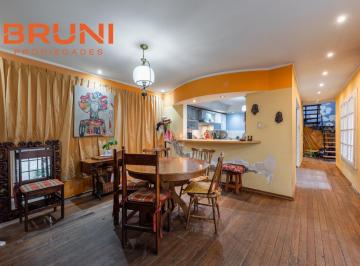 Casa · 171m² · 5 Ambientes · Pedriel Al 500 | Barracas | Casa Sobre Lote Propio con Patio y Cochera | Venta