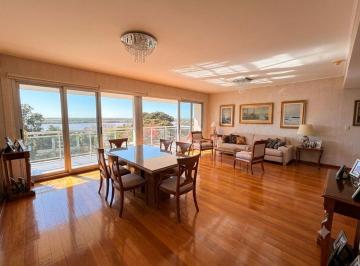 Departamento · 100m² · 4 Ambientes · 1 Cochera · Venta - Departamento 2 Dorm. con Amenities y Cochera - Av Rivadavia 2147