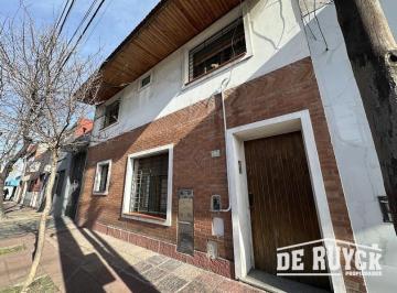 Casa · 132m² · 6 Ambientes · Casa Ideal 2 Familias o Inversor, Sarandi
