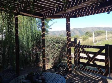 Casa · 97m² · 4 Ambientes · 1 Cochera · Casa en Venta en San Antonio de Arredondo