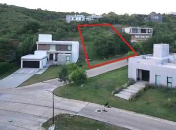 Terreno · 943m² · Vende Lote en B° La Deseada con Escritura