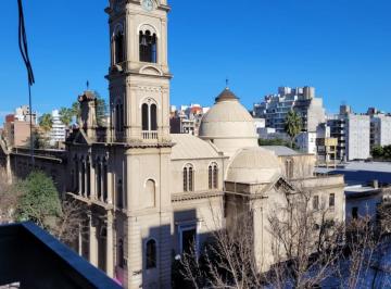 Departamento · 66m² · 4 Ambientes · Alquilo Departamento 2 Dorm. - Alem 1.300 - 5° Piso - Frente