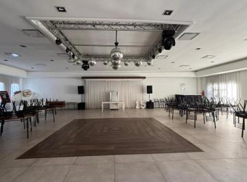 Local comercial · 750m² · 5 Ambientes · 6 Cocheras · Alquiler Lote 1100 Mt y 800 Mt Cubiertos Malvinas Argentinas