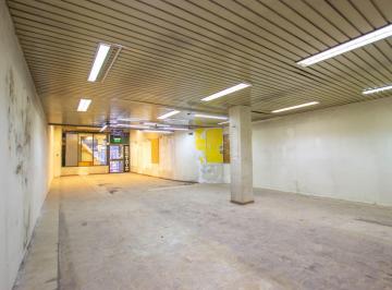 Local comercial · 445m² · Importante Local Comercial en Excelente Zona