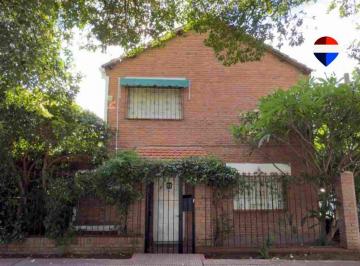 Casa · 112m² · 6 Ambientes · 1 Cochera · Casa3 en Venta Tres Cerritos 3 Dorm Apta Credito