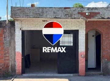 Local comercial · 25m² · Alquiler Local Comercial Barrio Santa Lucia 25 m²