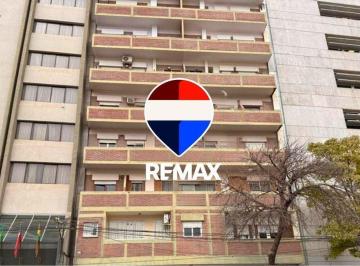 Departamento · 37m² · 3 Ambientes · Departamento 1 Dorm Venta Av Belgrano Centro