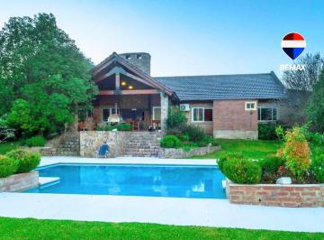 Casa · 390m² · 7 Ambientes · 2 Cocheras · Casa en Venta La Lucinda 1 Club de Campo 4 Dorm