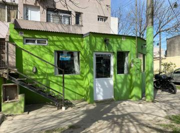 Casa · 120m² · 4 Ambientes · Casa + Salón Comercial en Esquina en Santo Tomé