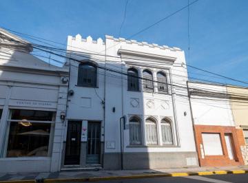 PH · 147m² · 6 Ambientes · Planta Baja de 4 Dorm. en El Centro