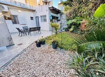 Casa · 182m² · 7 Ambientes · 2 Cocheras · Casa en Venta La Plata