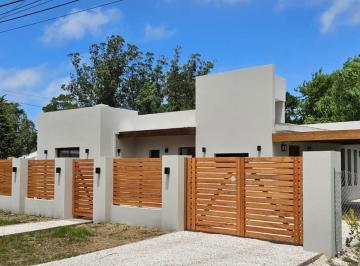 Casa · 87m² · 3 Ambientes · Casa en Santa Clara del Mar
