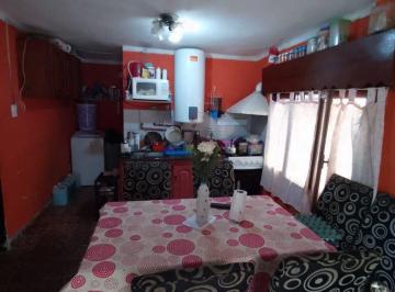 Casa · 139m² · 3 Ambientes · Venta Casa 3 Ambientes y 2 Departamentos Tigre