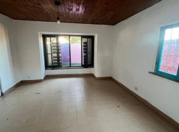 Casa · 79m² · 3 Ambientes · 1 Cochera · Casa 3 Ambientes Venta Monte Grande Apta Credito