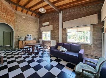 Casa · 100m² · 5 Ambientes · 2 Cocheras · Casa en Venta en Paso del Rey - Amplio Parque