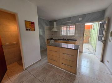 Casa · 68m² · 3 Ambientes · 1 Cochera · Venta Duplex 3 Amb. V. Bosch Patio Apto Credito