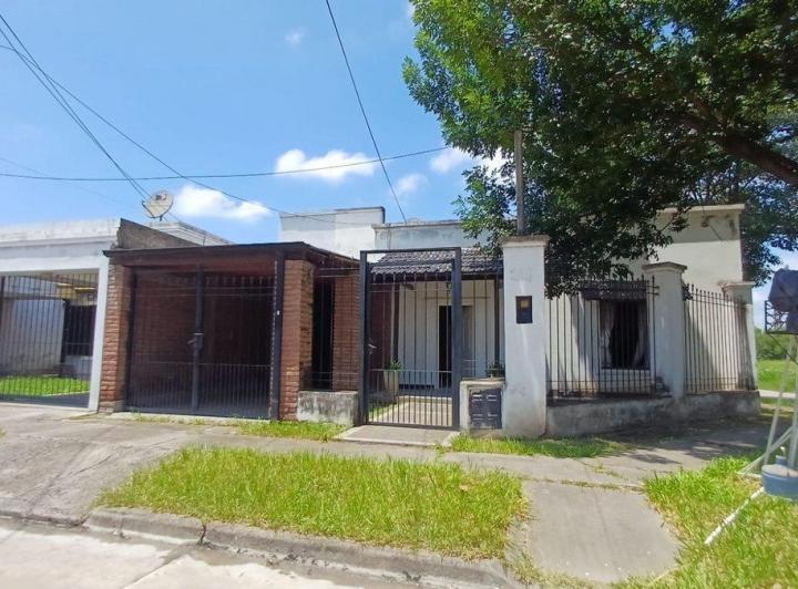 Casa · 125m² · 5 Ambientes · 1 Cochera
