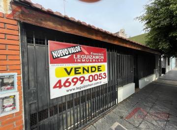 Casa · 93m² · 3 Ambientes · 1 Cochera · Lote Propio - Amplios Ambientes - Cochera Cubierta Para Dos Autos