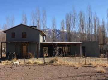 Casa de 4 ambientes, Uspallata · Venta Casa en Uspallata San Alberto Sobre Terreno de 2.500 m