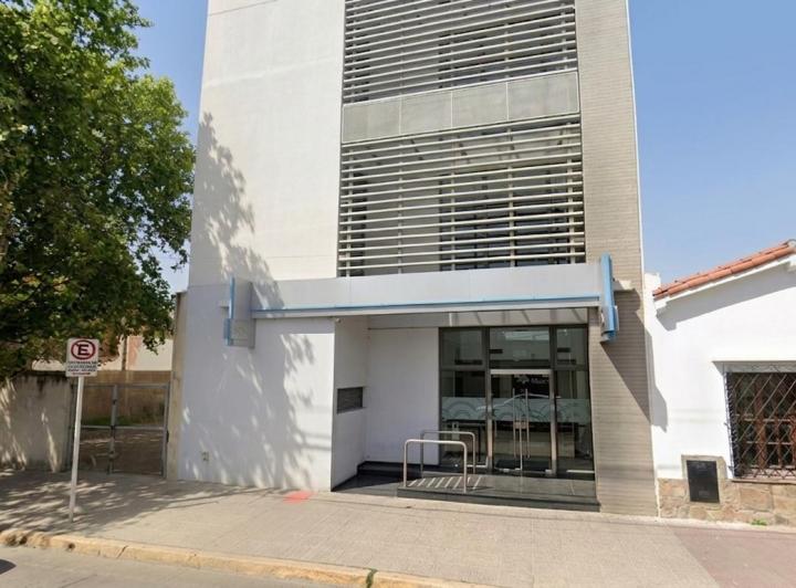 Local comercial · 836m² · 5 Ambientes