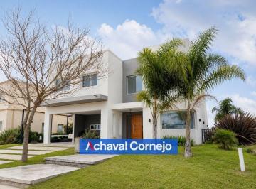 Casa · 247m² · 5 Ambientes · 4 Cocheras · Venta Casa en Ceibos, Puertos (3 Dorm., Escriotorio, Play, Pileta)