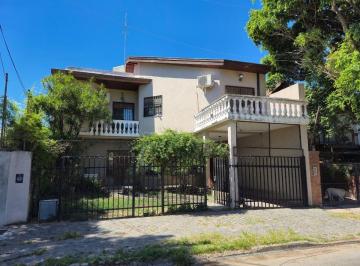 Casa · 151m² · 5 Ambientes · 2 Cocheras · Chalet Venta 5 Amb Pileta San Miguel Apto Credito