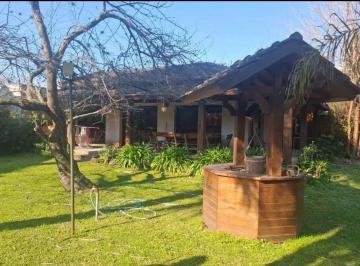 Casa · 120m² · 1 Ambiente · Excelente Quincho de 120 Mt con Posible Ampliacion