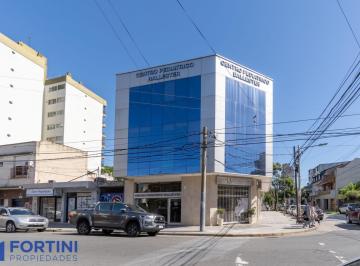 Oficina comercial · 320m² · 13 Dormitorios · Alquiler Centro Medico en Villa Ballester