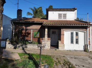 ALE-ALE-10885_2 · Casa 3 Dorm.. | D 182 Andrade 2234/46