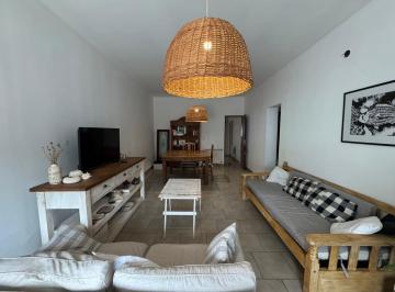 Casa · 143m² · 4 Ambientes · Venta Casa 4 Amb Capilla del Señor Centrica