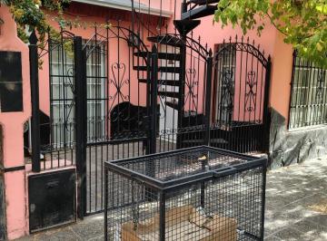 Casa · 180m² · 6 Ambientes · 1 Cochera · Casa y Depto en Barrio Sayhueque - Centenario (Zona Hosp.)