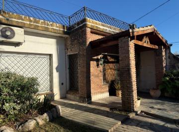 Casa · 145m² · 6 Ambientes · 1 Cochera · Venta Casa en Barrio Ate - Ezeiza