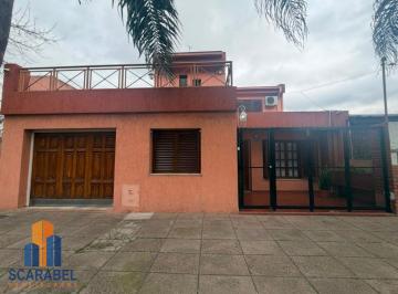 Casa de 3 ambientes, Merlo · Casa en Alquiler C/ Cochera en Merlo