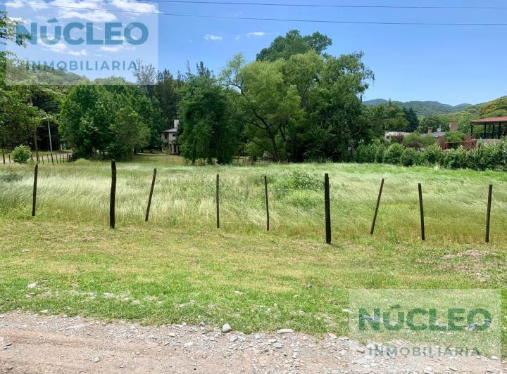 Terreno · 836m²