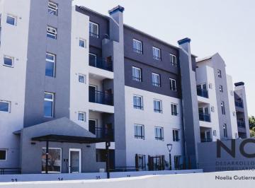 Departamento de 3 ambientes, Lomas de Zamora · Depto 3 Amb con Cochera, Patio y Parque Propio T4 Pb. E