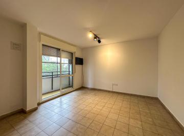 Departamento · 83m² · 5 Ambientes · Departamento de 3 Dorm. con Balcón Al Frente de Oportunidad