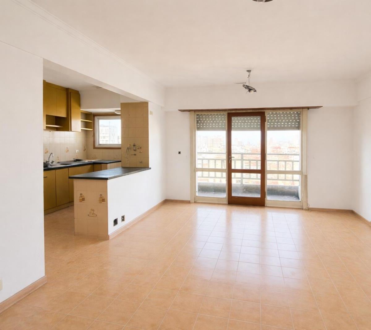 4 ambientes A refaccionar | piso alto al frente | balcón | vista abierta