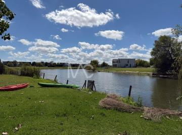 Terreno · 946m² · Lote en Venta en El Cantón Islas, El Cantón, Escobar Financiado