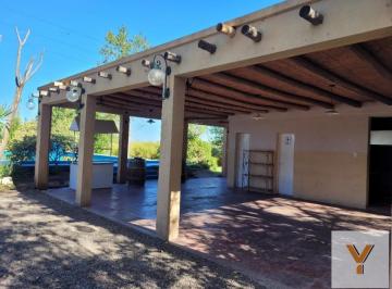 Casa · 250m² · 5 Ambientes · Casa en Venta - 3 Dorm. 3 Baños - San Juan