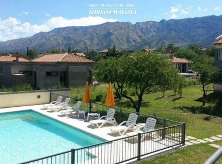 Terreno · 340m² · 6 Ambientes · 5 Cocheras