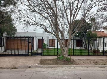 Foto · Casa 3 Dorm Pileta Sauna Hidromasaje - Martin Gil - Barrio Padre Claret