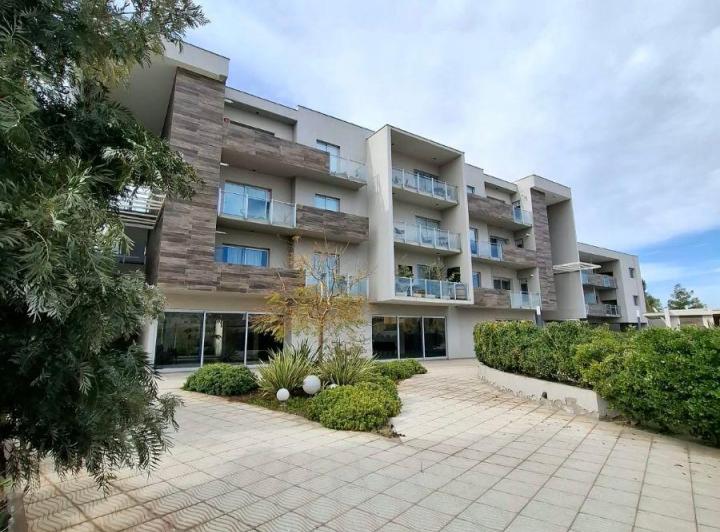 Departamento · 105m² · 5 Ambientes · 1 Cochera