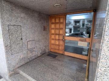 Departamento de 2 ambientes, Quilmes · Depto 2 Ambientes Barrio Parque Bernal
