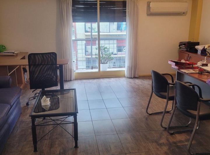 Departamento · 74m² · 4 Ambientes · 1 Cochera