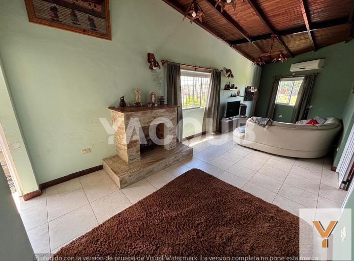 Casa · 372m² · 7 Ambientes · 2 Cocheras