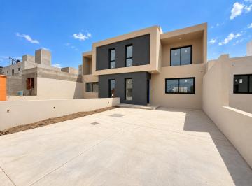 Casa de 5 ambientes, Córdoba · Duplex de 3 Dorm en Docta
