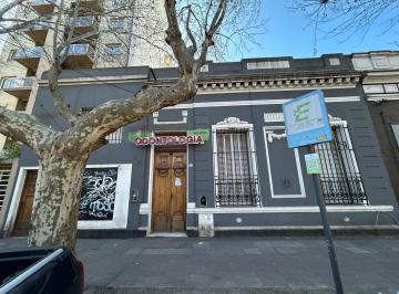 Casa · 241m² · 8 Ambientes · Venta de Casa San Miguel Centro